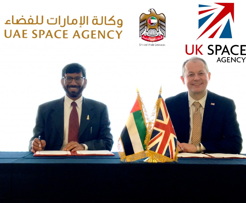From left: Dr Khalifa Al Romaithi, Chairman of the UAE Space Agency, and David Parker, CEO of the UK Space Agency, sign the MOU.