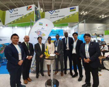 Executives from Axelspace and Broadband Systems Corporation at the signing ceremony. Photograph courtesy of Axelspace.
