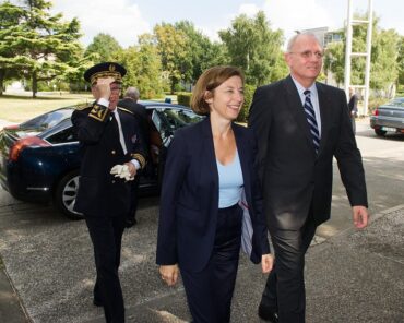 Mr. Le Gall and Minister Parly on a visit to CST. Photo courtesy of CNES.