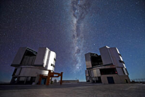 Two Unit Telescopes VLT by ESO José Francisco Salgado josefrancisco.org
