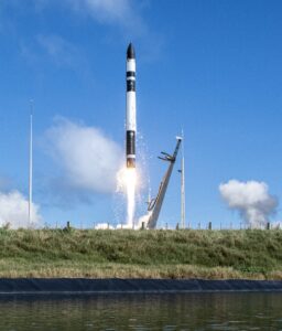 Electron lifts off from Launch Complex 1 for the 'rocket like a hurricane' launch for TROPICS constellation. Credit Rocket Lab