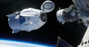 Artists' impression of a Crew Dragon approaching the forward port of Harmony on the ISS. Credit Axiom Space