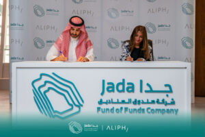 Bandr Alhomaly CEO of Jada and Huda Al Lawati founder and CEO of Aliph Capital at the signing ceremony. Credit Jada.
