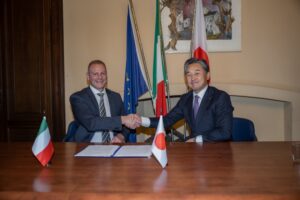 D-Orbit and Marubeni signing ceremony. Credit Marubeni