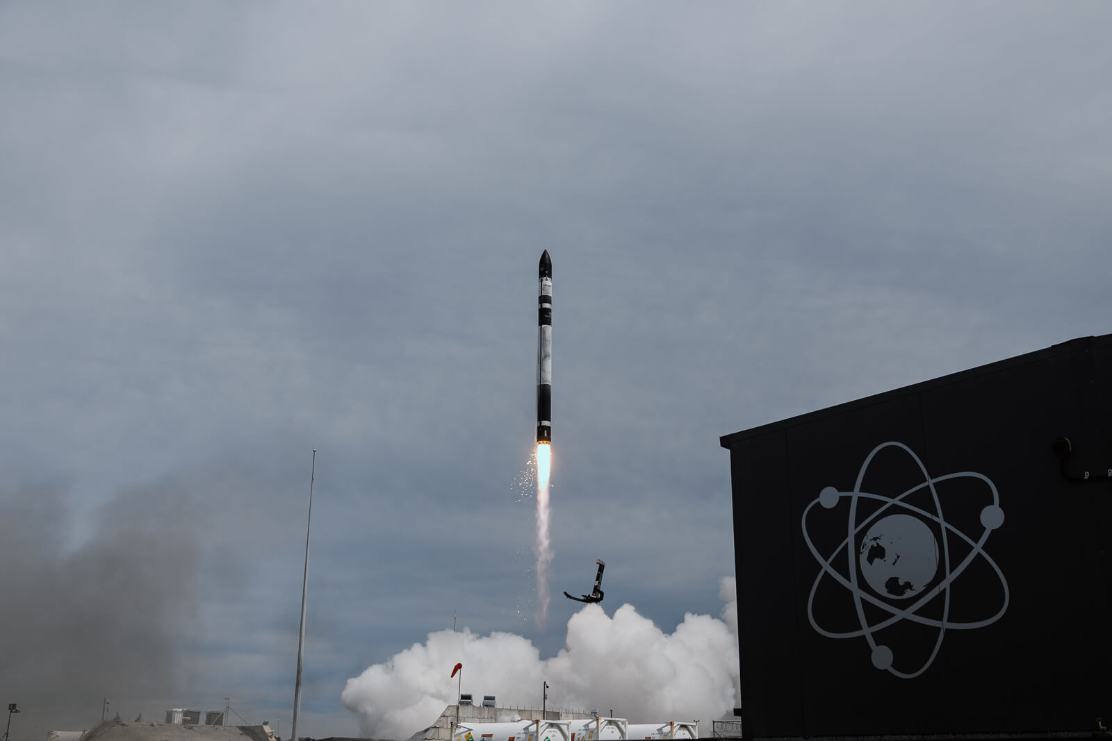 Electron launches Gen-3 satellite for BlackSky
