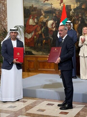 Valente ASI e Ahmad bin Abdulla Humaid Belhoul Al Falasi UEASA