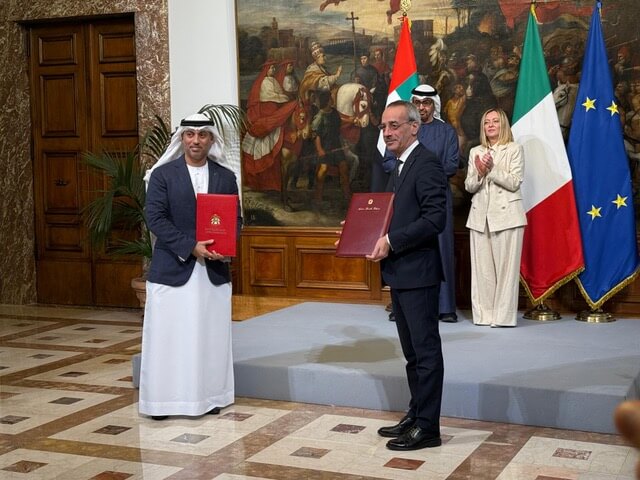 Valente ASI e Ahmad bin Abdulla Humaid Belhoul Al Falasi UEASA