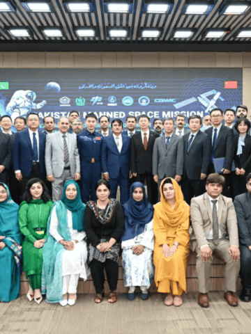 China and Pakistan manned space flight cooperation