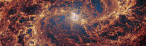 Webb Telescope Spots Indications of a Black Hole at Heart of Nearby M83 Galaxy