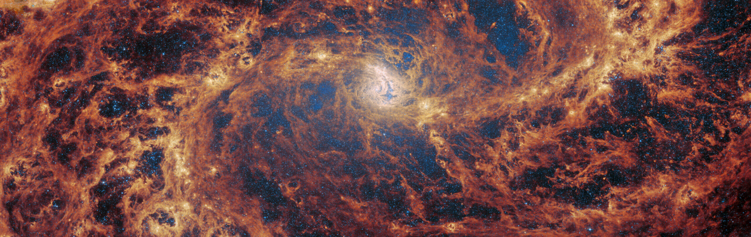 Webb Telescope Spots Indications of a Black Hole at Heart of Nearby M83 Galaxy