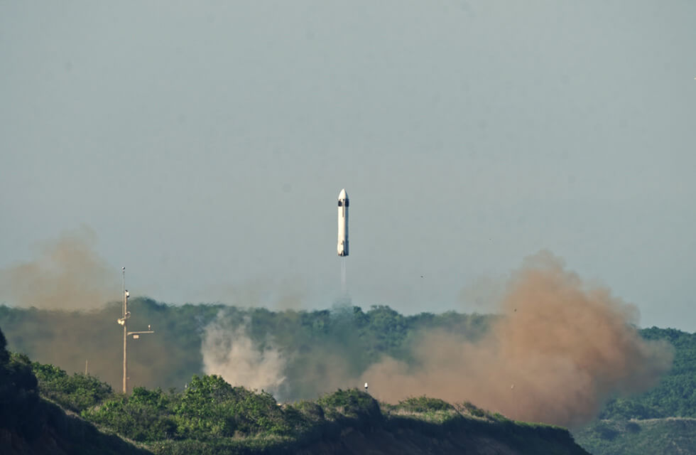 Honda Conducts Launch and Landing Test of Experimental Reusable Rocket