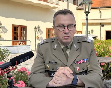 General Gorka during the Space Cafe Radio recording in Prague; Credits: SpaceWatch.Global