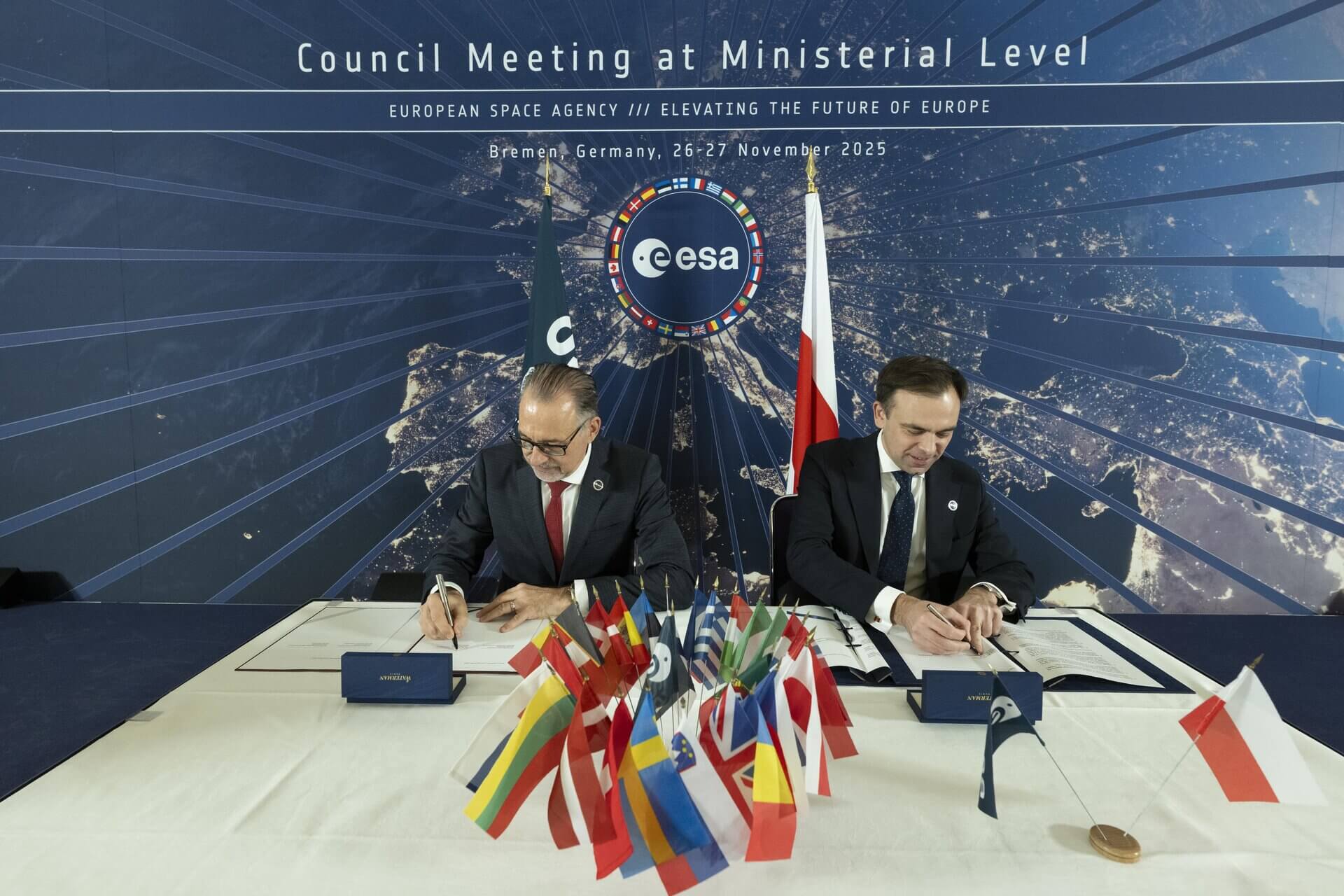 Poland and ESA Discuss Plans for New ESA Security Center in the Country