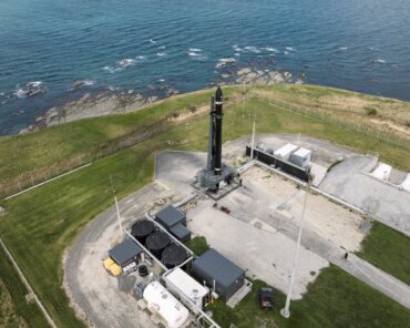 Rocket Lab Launches 'NEONSAT-1A' Earth-Imaging Satellite for Korean NEONSAT Constellation