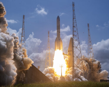 Ariane 6 Lifts off with Four Boosters to Deploy 32 Amazon LEO Constellation Satellites