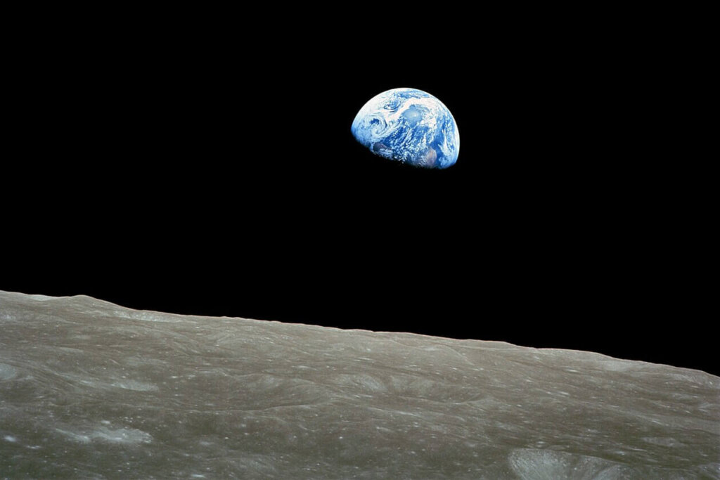 China Demonstrates Earth–Moon Laser Communication Link as Lunar Ambitions Expand