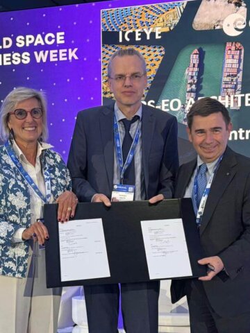 ESA Awards Parallel EOGS Architecture Studies to ICEYE and Leonardo