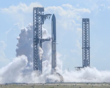 SpaceX Prepares Starship for First Orbital Flight and In-Orbit Starlink Deployment