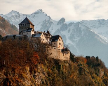Vaduz Castle; Photo by Henrique Ferreira on Unsplash